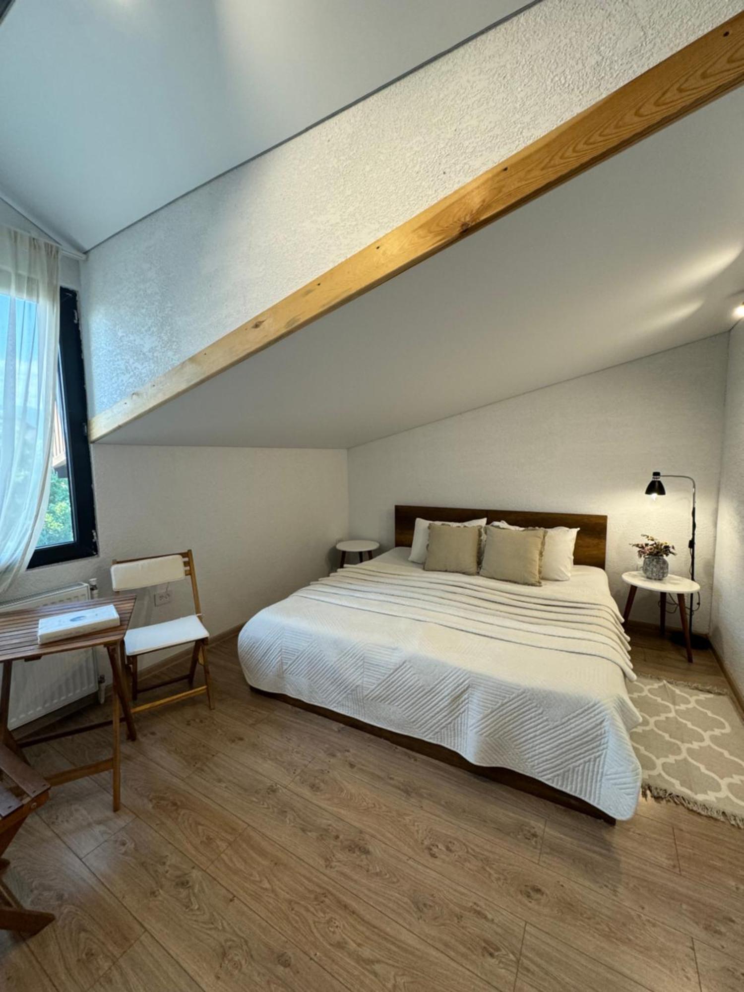 Guest House Elene Gori Exterior foto